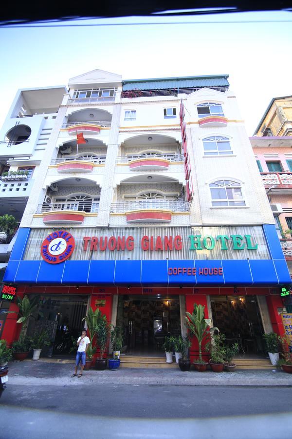 Truong Giang Hotel Ho Chi Minh-stad Buitenkant foto