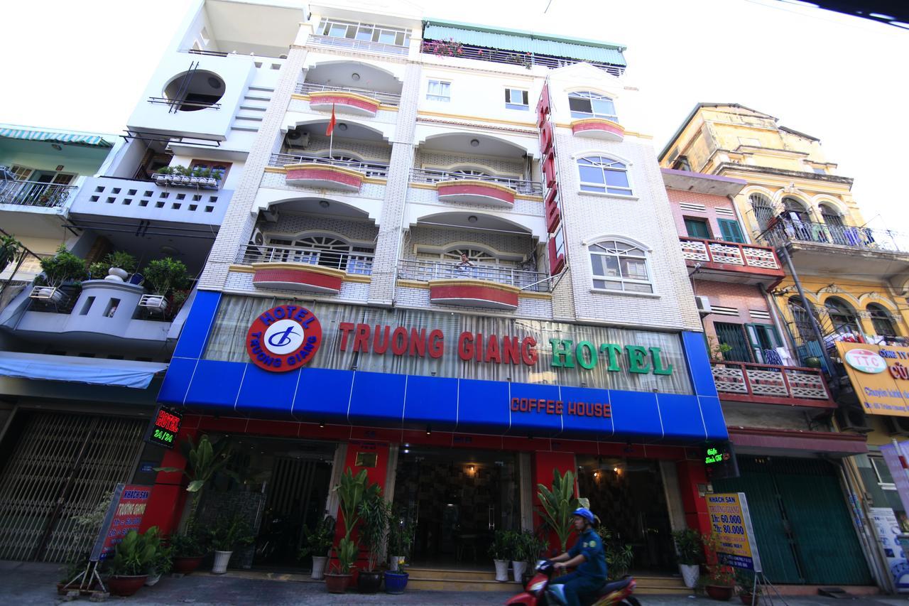 Truong Giang Hotel Ho Chi Minh-stad Buitenkant foto