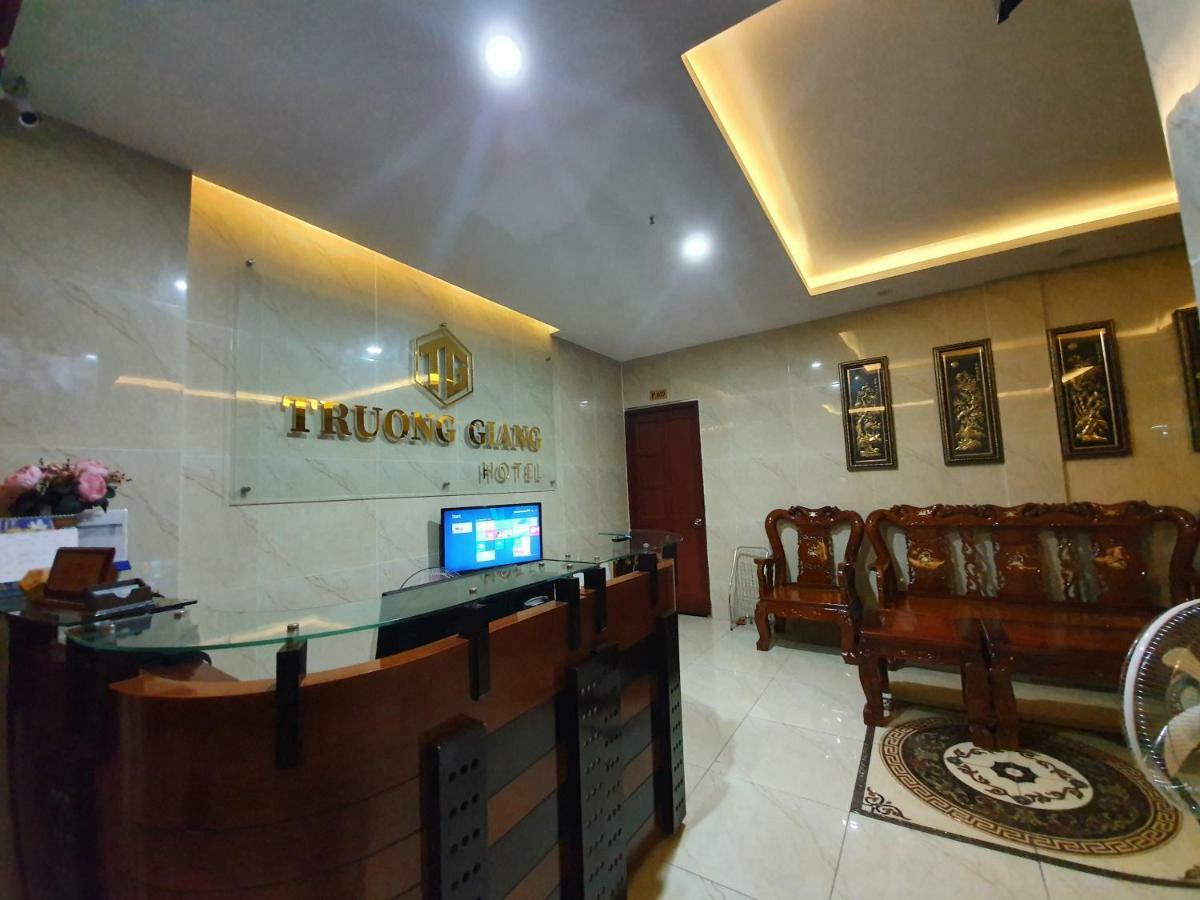 Truong Giang Hotel Ho Chi Minh-stad Buitenkant foto